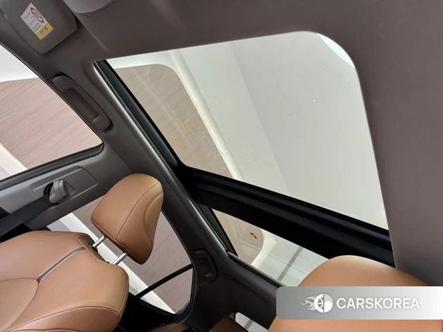 Toyota Camry 2021 Серебристо-серый из Китая, фото 3