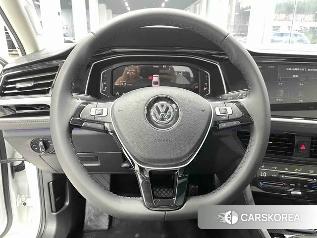 Volkswagen Sagitar 2022 Белый из Китая, фото 3