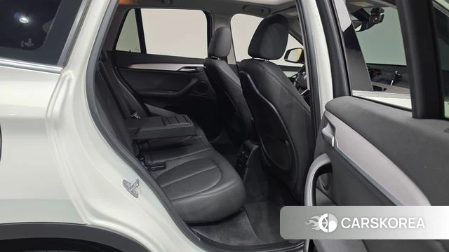 BMW X1 (F48) 2020 Белый из Кореи, фото 3