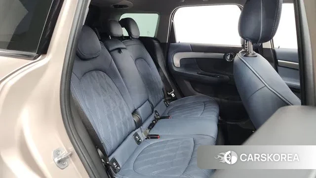 Mini Cooper S Countryman 2023 Жемчужный цвет из Кореи, фото 3