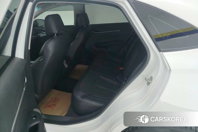Buick Yinglang 2021 Белый из Китая, фото 3