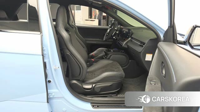 Hyundai Ionic 5 2025 Небесно-голубой из Кореи, фото 3