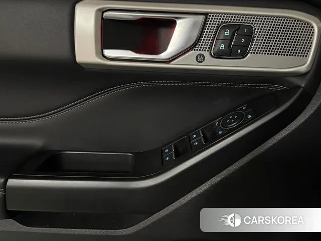 Ford Explorer 6th Generation 2020 Белый из Кореи, фото 3