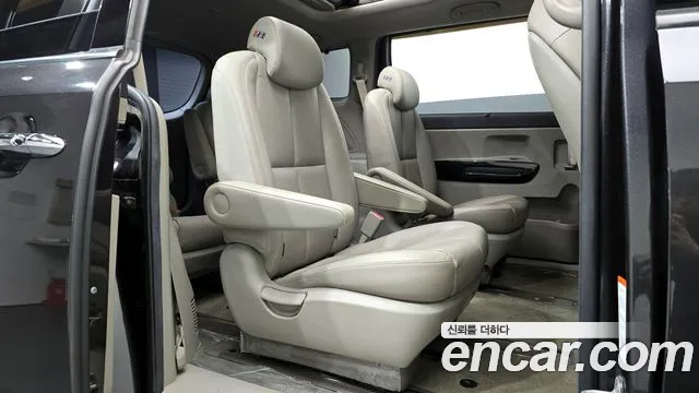 Kia The New Carnival id 2719726 из Кореи 3