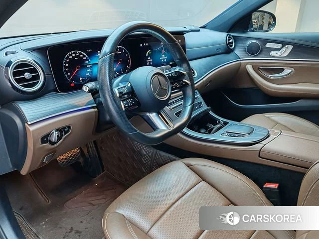 Mercedes-Benz E-class id 4209346 из Китая 3