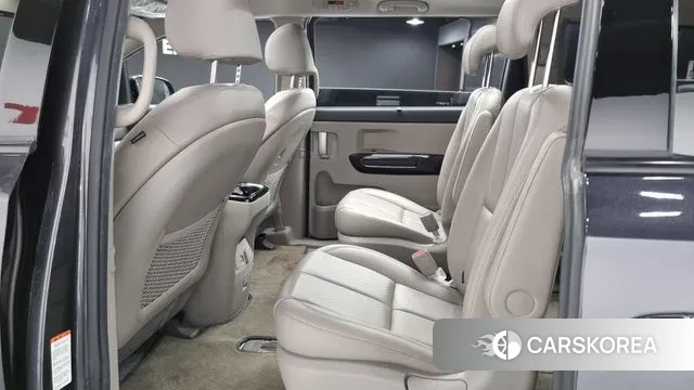 Kia The New Carnival 2019 Серый из Кореи, фото 3