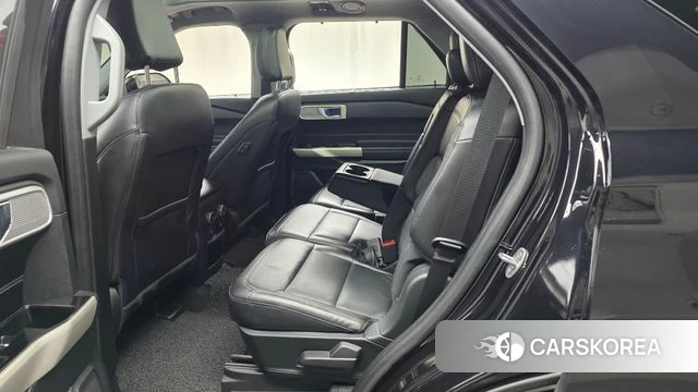 Ford Explorer 6th Generation 2021 Черный из Кореи, фото 3