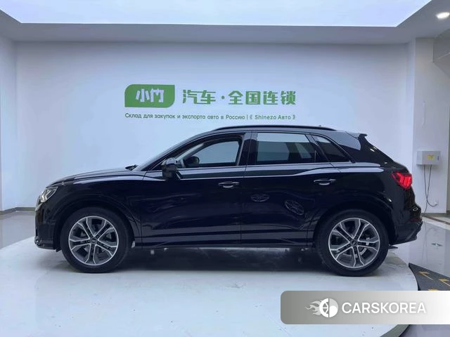 Audi Q3 2023 Черный из Китая, фото 3