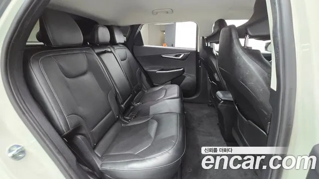 Kia EV6 2021 Серебристо-серый из Кореи, фото 3