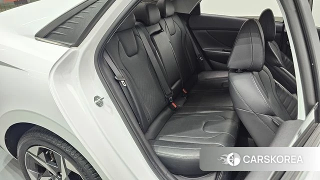 Hyundai Avante (CN7) 2021 Белый из Кореи, фото 3