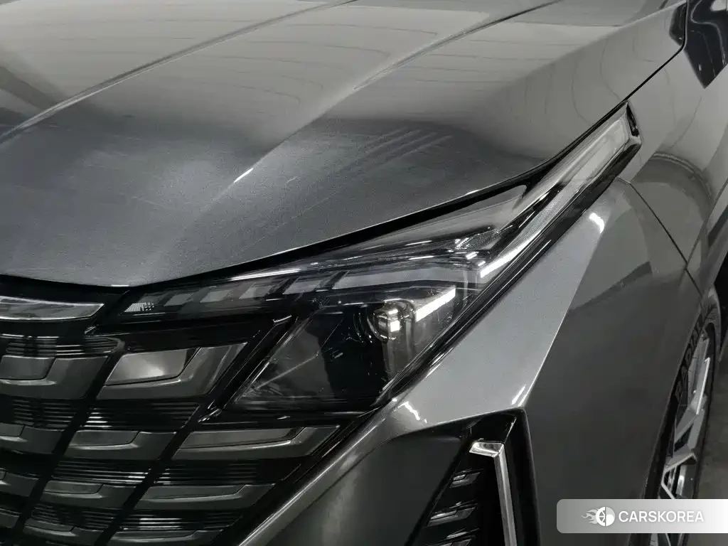 Chang'an UNI-Z New Energy 2025 Silver/gray из Китая, фото 3
