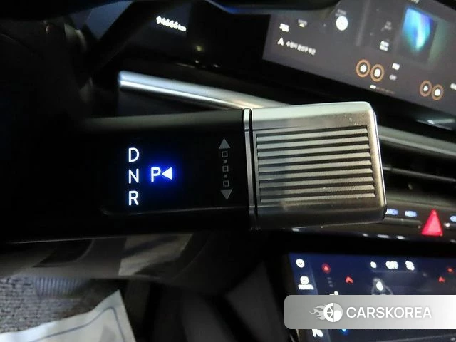 Hyundai Grandeur Hybrid (GN7) 2022 Черный из Кореи, фото 3