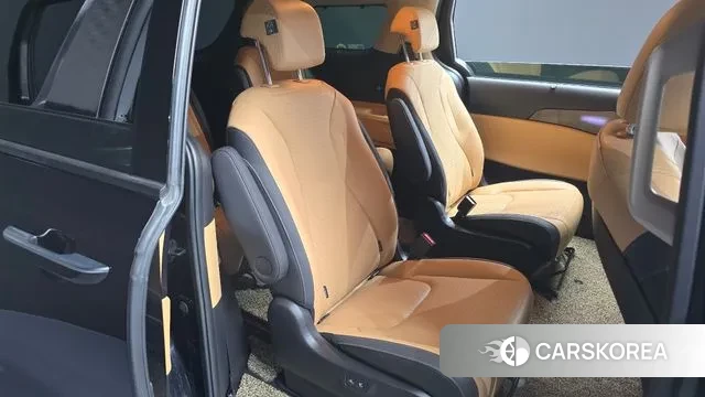 Kia Carnival 4th generation 2023 Черный из Кореи, фото 3