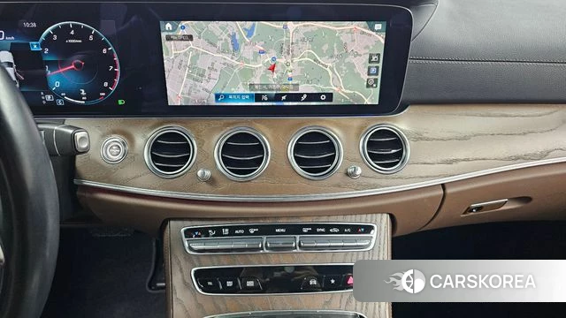 Mercedes-Benz E-Class W213 2021 Черный из Кореи, фото 3