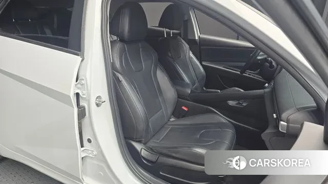 Hyundai Avante (CN7) 2022 Белый из Кореи, фото 3