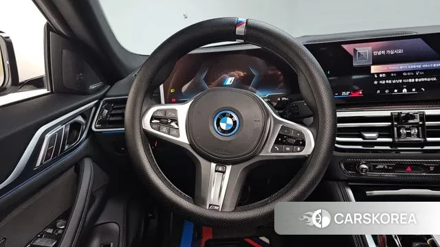 BMW i4 2023 Белый из Кореи, фото 3