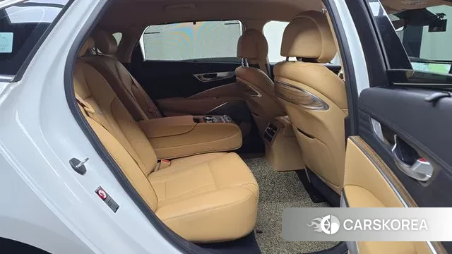 Kia The New K9 2nd generation 2023 Белый из Кореи, фото 3