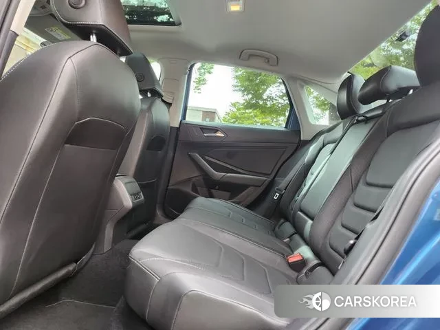 Volkswagen 7th Generation of Jetta 2020 Синий из Кореи, фото 3