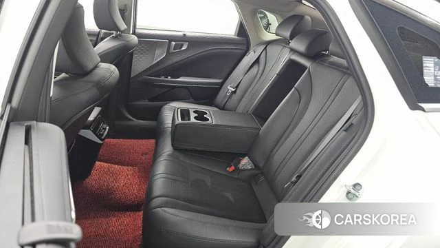 Kia K8 2023 Белый из Кореи, фото 3
