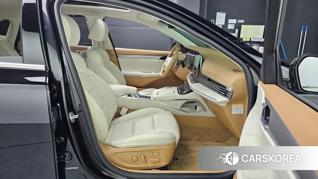 Hyundai The New Grandeur IG Hybrid 2022 Черный из Кореи, фото 3
