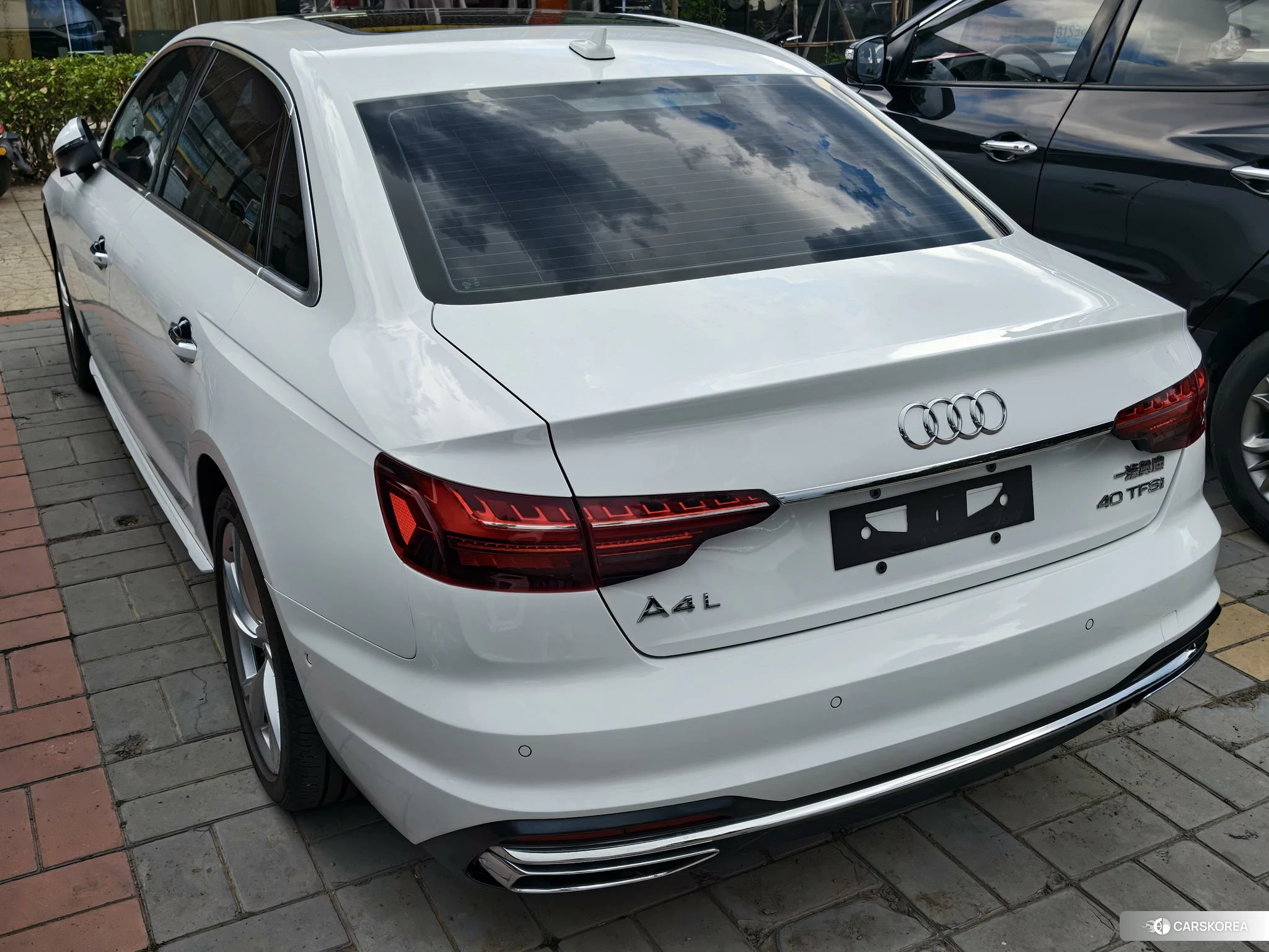Audi A4L 2020 Белый из Китая, фото 3
