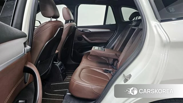 BMW X1 (F48) 2022 Белый из Кореи, фото 3