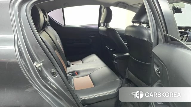 Toyota Prius C 2019 Серый из Кореи, фото 3