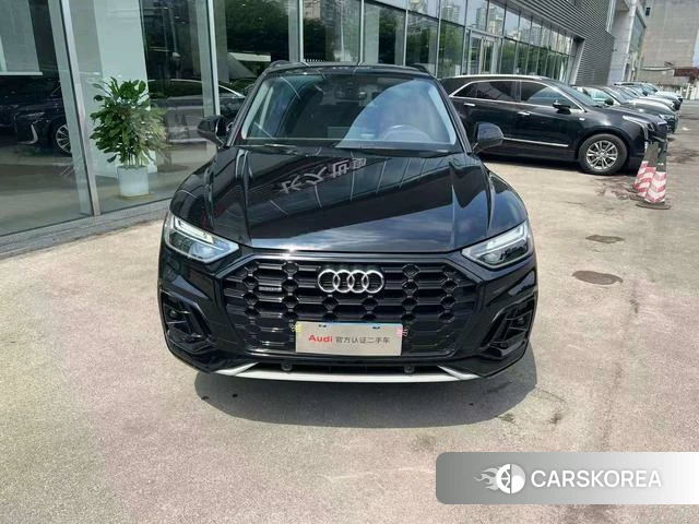 Audi Q5L 2022 Черный из Китая, фото 3