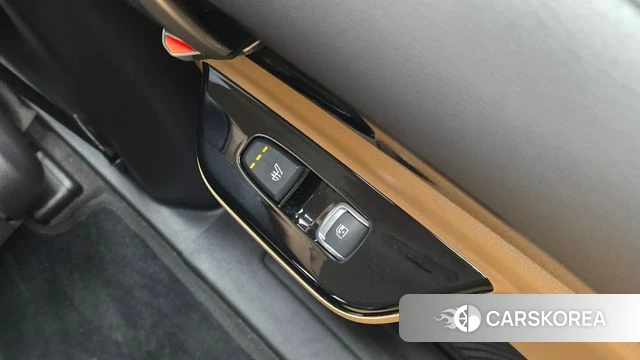 Kia Carnival 4th generation 2023 Белый из Кореи, фото 3