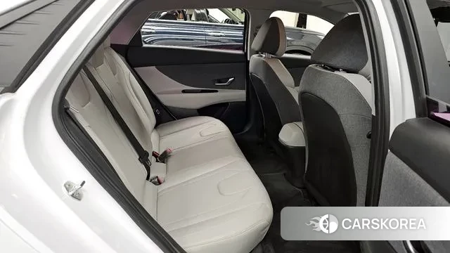 Hyundai Avante (CN7) 2020 Белый из Кореи, фото 3