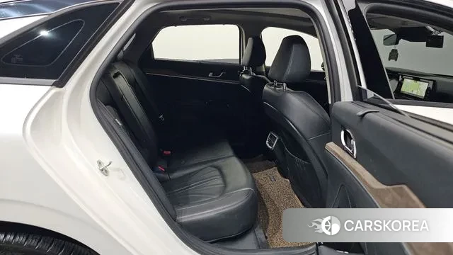 Kia K5 3rd generation 2022 Белый из Кореи, фото 3