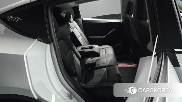 Tesla Model Y 2022 Белый из Кореи, фото 3