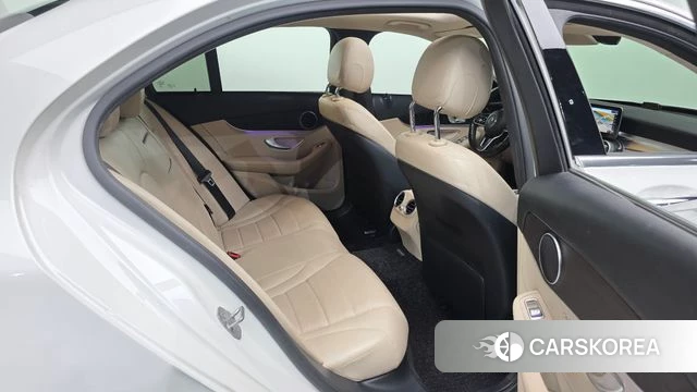 Mercedes-Benz C-Class W205 2019 Белый из Кореи, фото 3