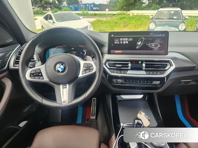 BMW X3 (G01) 2023 Черный из Кореи, фото 3