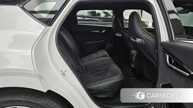 Kia EV6 2023 Белый из Кореи, фото 3