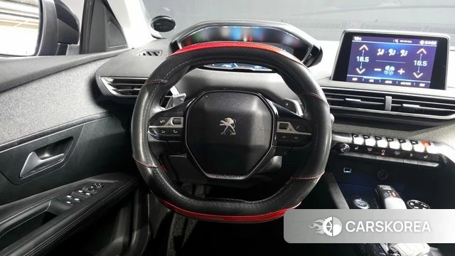 Peugeot 3008 second generation 2018 Черный из Кореи, фото 3