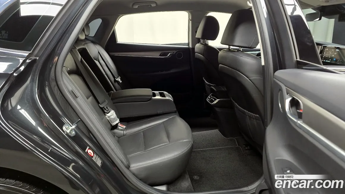 Hyundai The New Grandeur IG Hybrid 2021 Черный из Кореи, фото 3