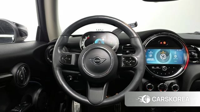 Mini Cooper 2023 Песочный из Кореи, фото 3