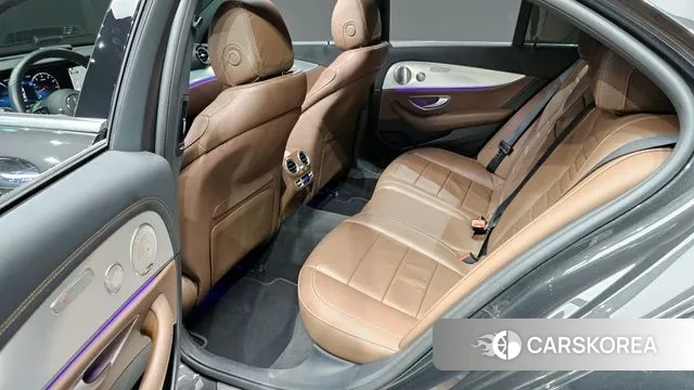 Mercedes-Benz E-Class W213 2021 Серый из Кореи, фото 3