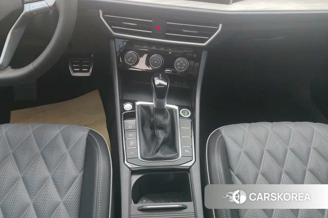 Volkswagen Sagitar 2023 Белый из Китая, фото 3
