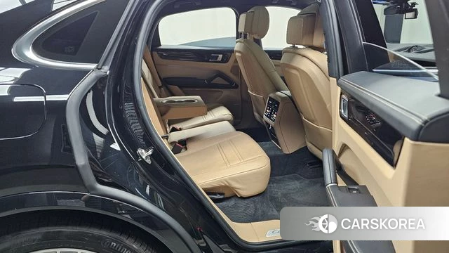 Porsche Cayenne (PO536) 2023 Черный из Кореи, фото 3