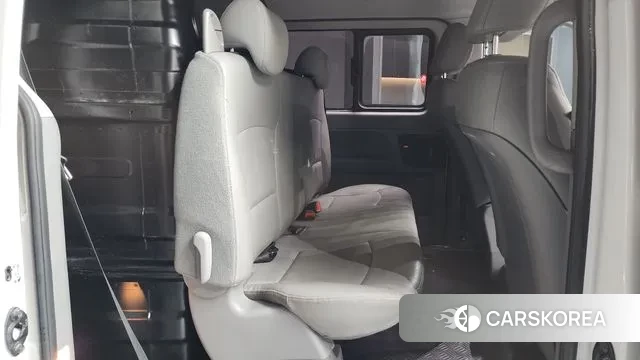 Hyundai The New Grand Starex 2019 Белый из Кореи, фото 3