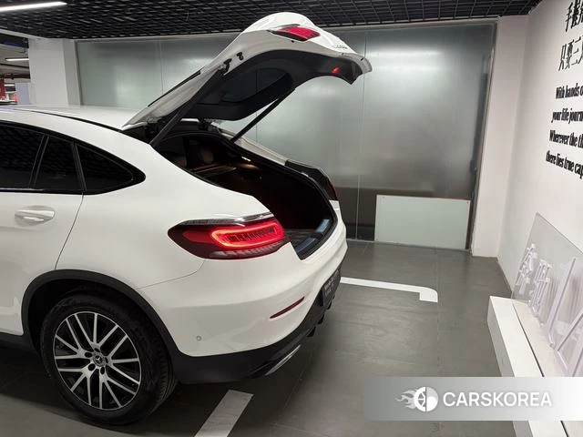 Mercedes-Benz GLC Coupe 2023 Белый из Китая, фото 3