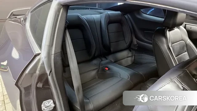 Ford Mustang 2022 Серый из Кореи, фото 3