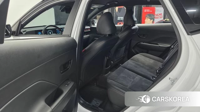 Hyundai Kona (SX2) 2023 Белый из Кореи, фото 3