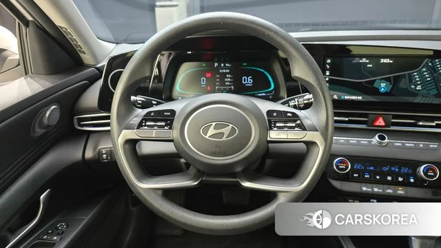 Hyundai The New Avante (CN7) 2023 Белый из Кореи, фото 3