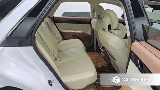 Hyundai Grandeur Hybrid (GN7) 2024 Белый из Кореи, фото 3