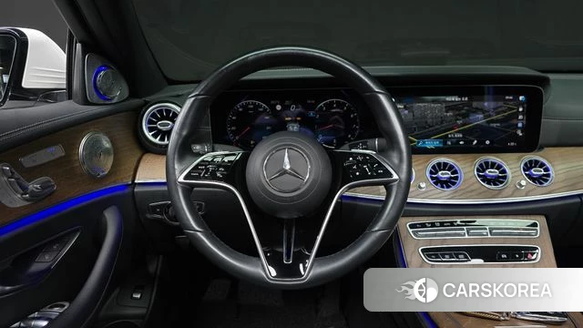 Mercedes-Benz E-Class W213 2021 Белый из Кореи, фото 3