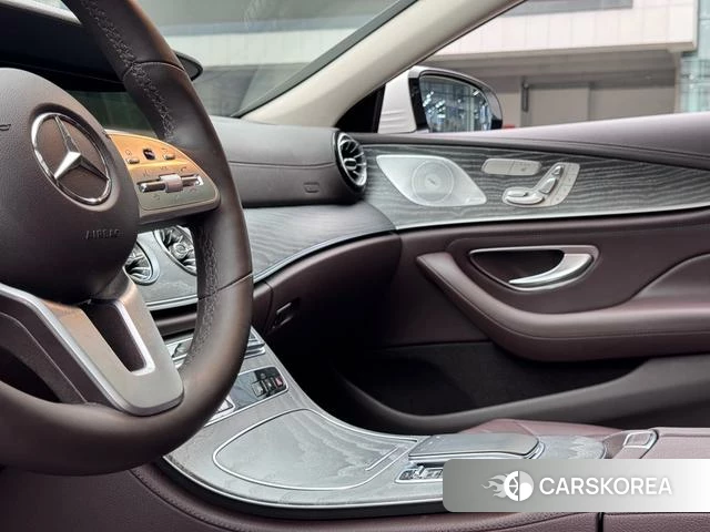 Mercedes-Benz CLS 2021 Белый из Китая, фото 3