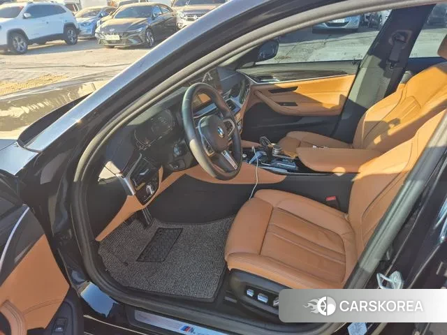 BMW 5 Series (G30) 2021 Черный из Кореи, фото 3